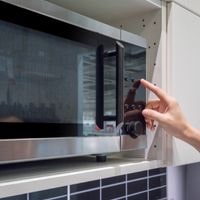 microwave buttons not working