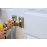 how to cut a door knob hole 2022