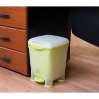 how to keep flies away from trash can 2022