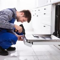 why whirlpool dishwasher making loud humming noise
